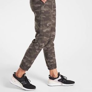 Athleta Camo Joggers!